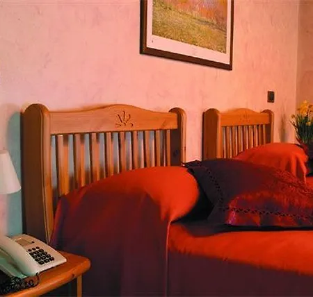 فندق Ristorante Al Gallo أوديرزو